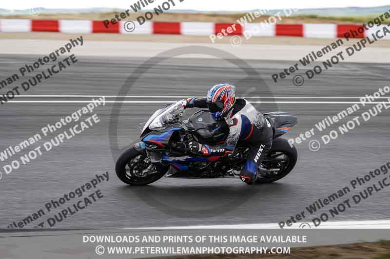 cadwell no limits trackday;cadwell park;cadwell park photographs;cadwell trackday photographs;enduro digital images;event digital images;eventdigitalimages;navarra;no limits trackdays;peter wileman photography;racing digital images;trackday digital images;trackday photos